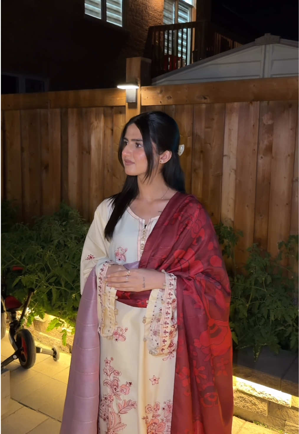 @Khushi.wrch ᥫ᭡