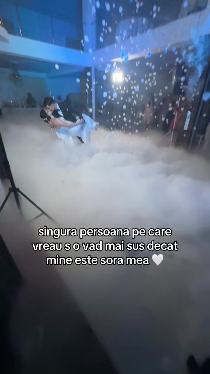 @mona
