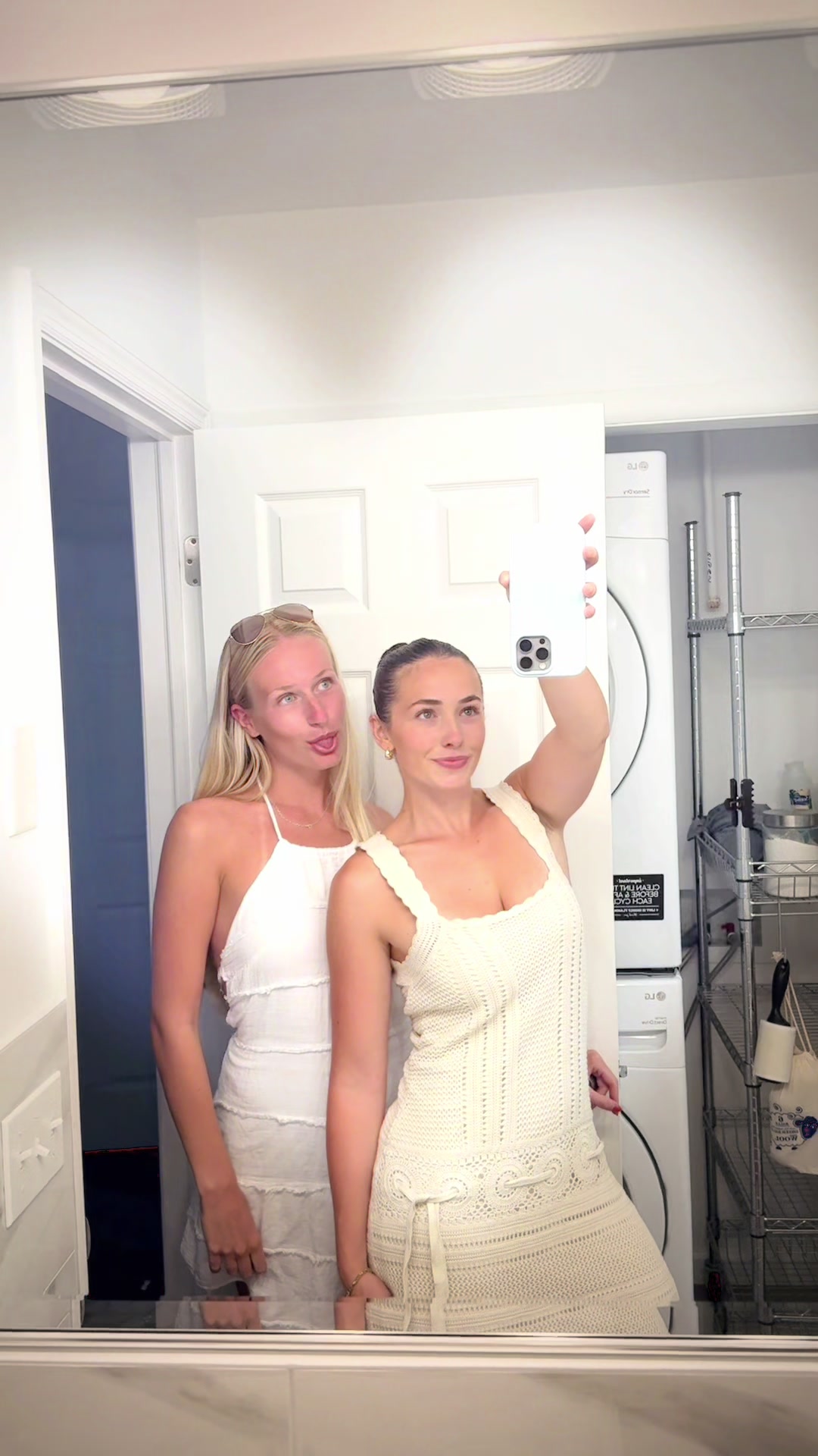 @mollyflixx