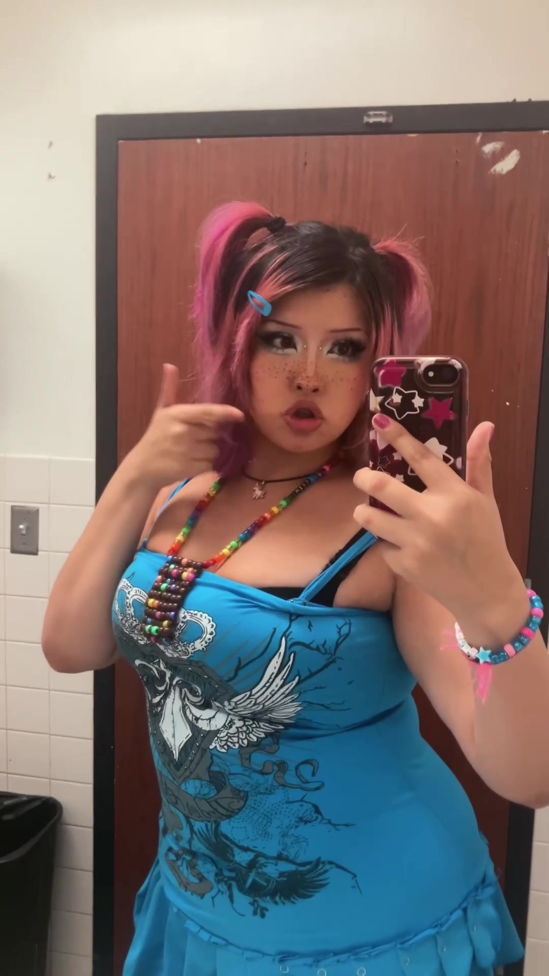 @sellystinka