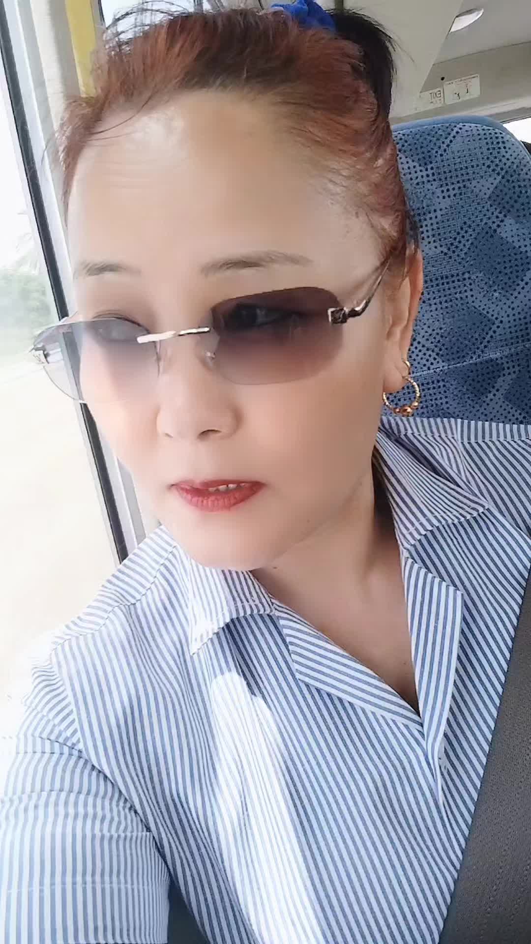 @ज़ीना _रोज़👑✨💫