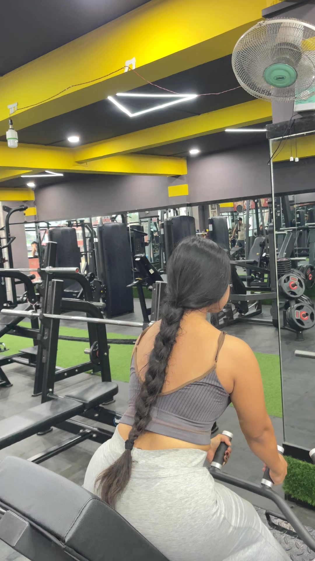 @गौरी 💗