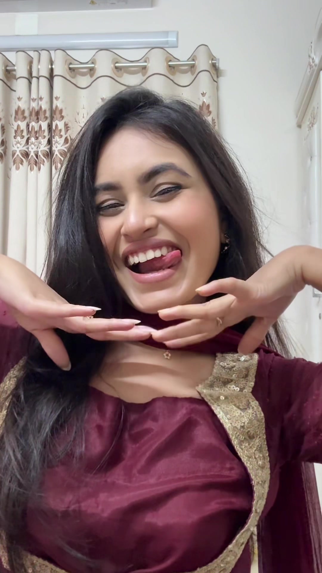 @NuSrat ShrEya