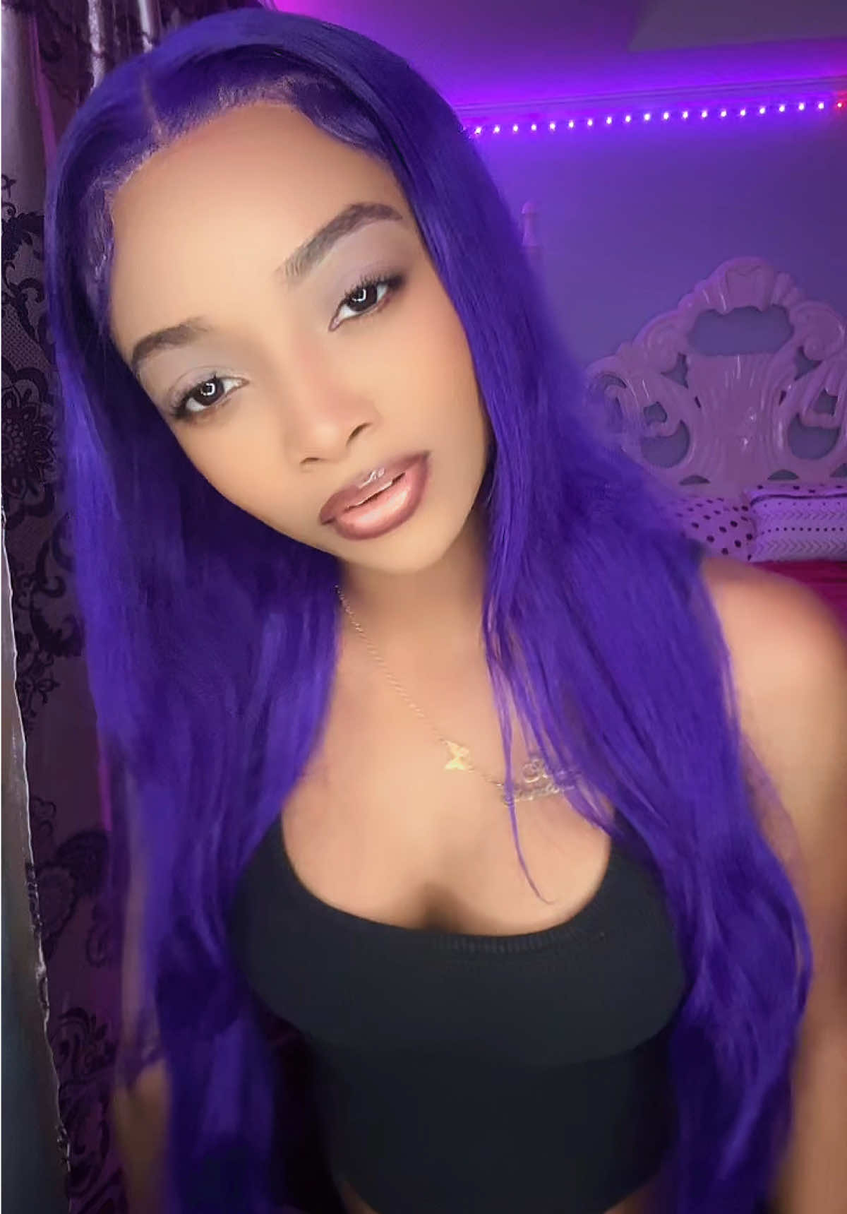 @𝐓𝐡𝐞𝐑𝐞𝐚𝐥𝐑𝐢𝐚𝐚💜