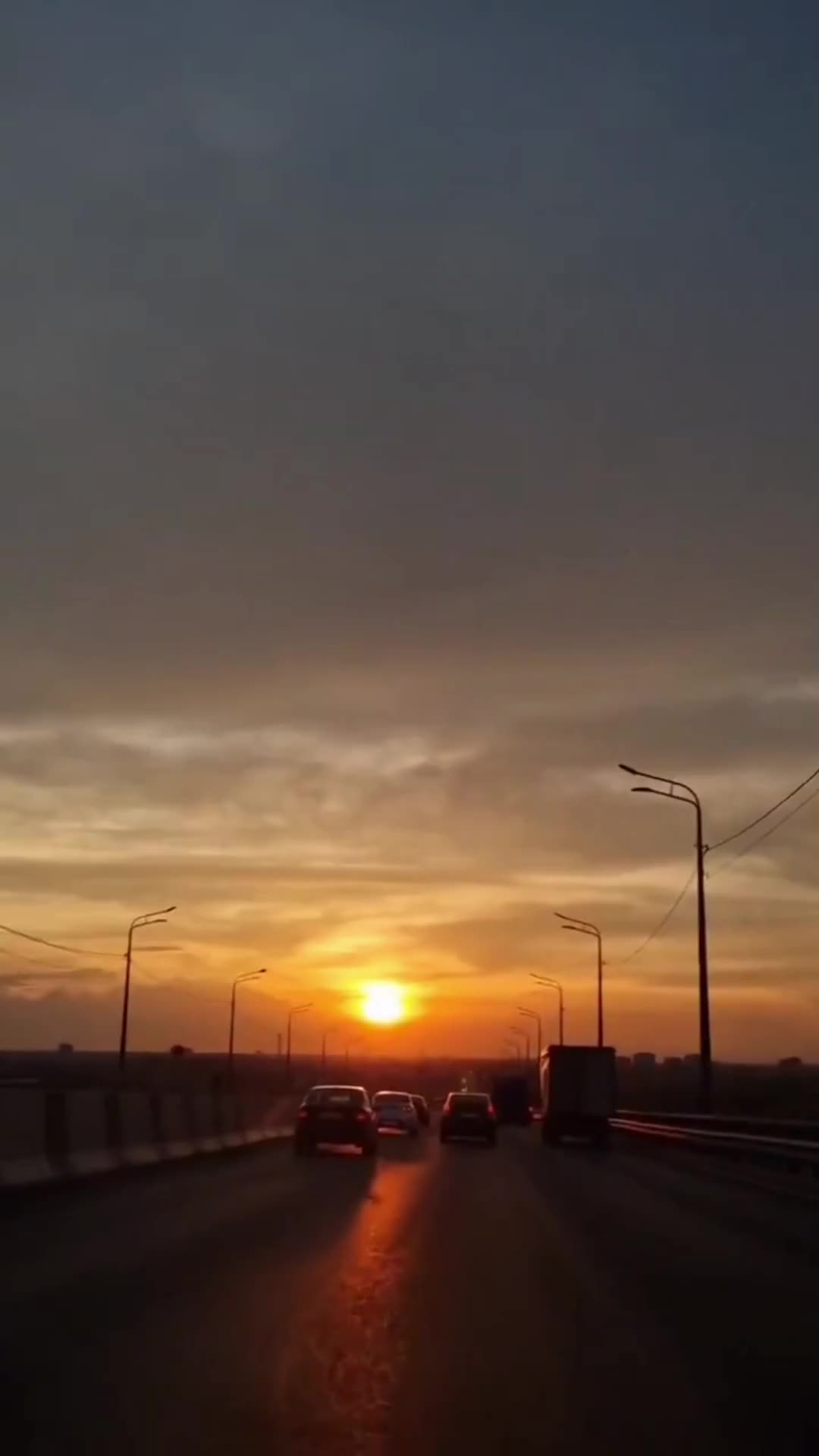 @mav&icirc;ş