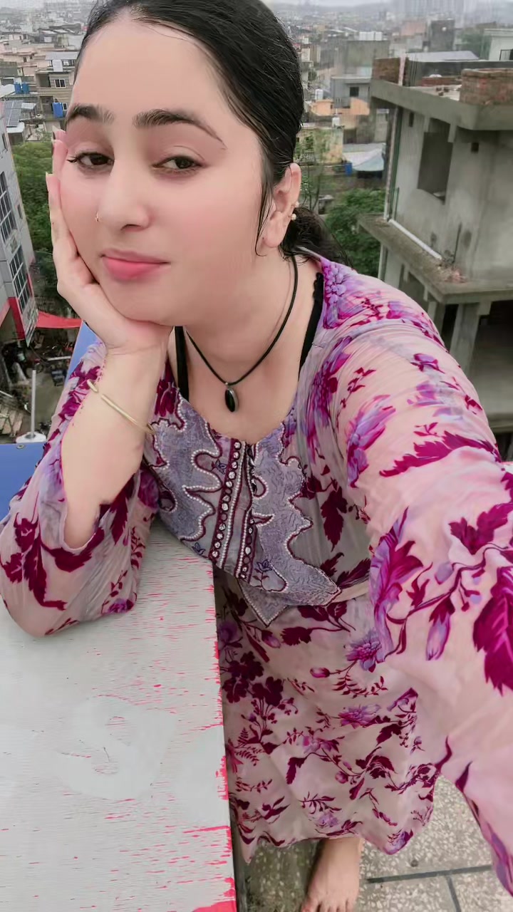 @Iqra