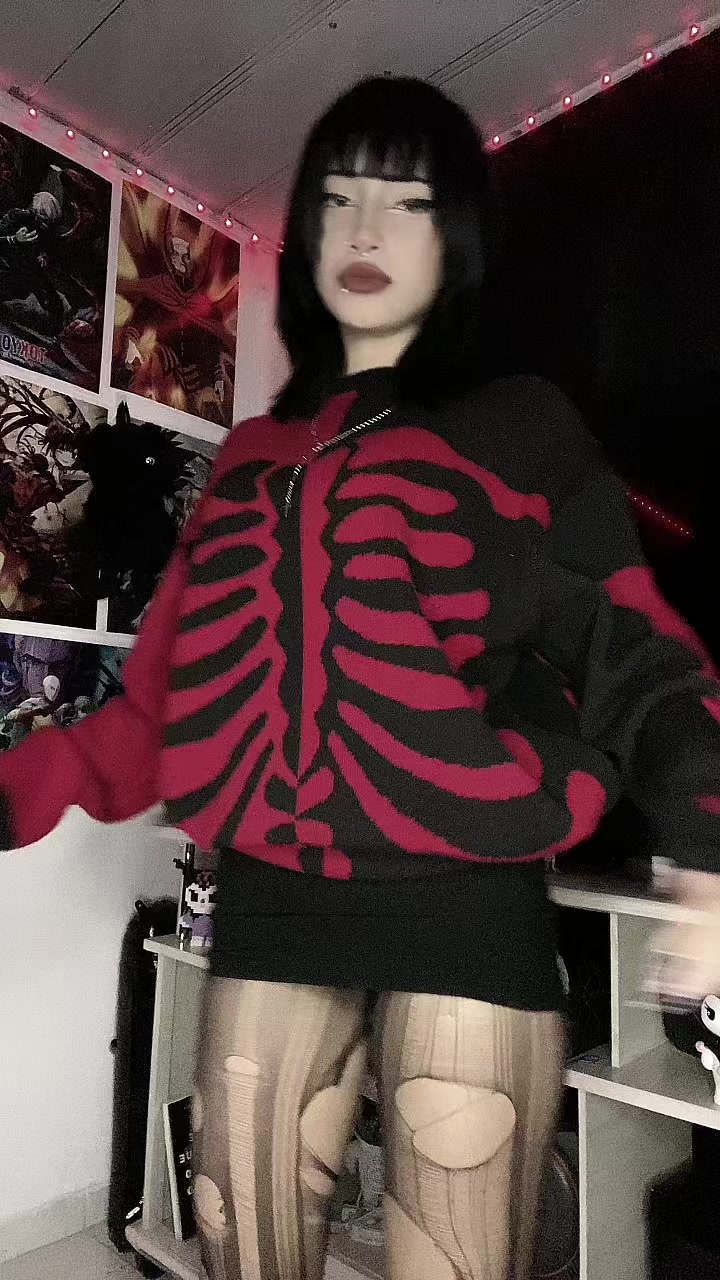 @May🕷️🖤