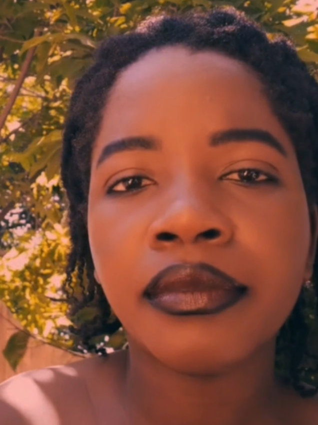 @UrbanLilyAyiti