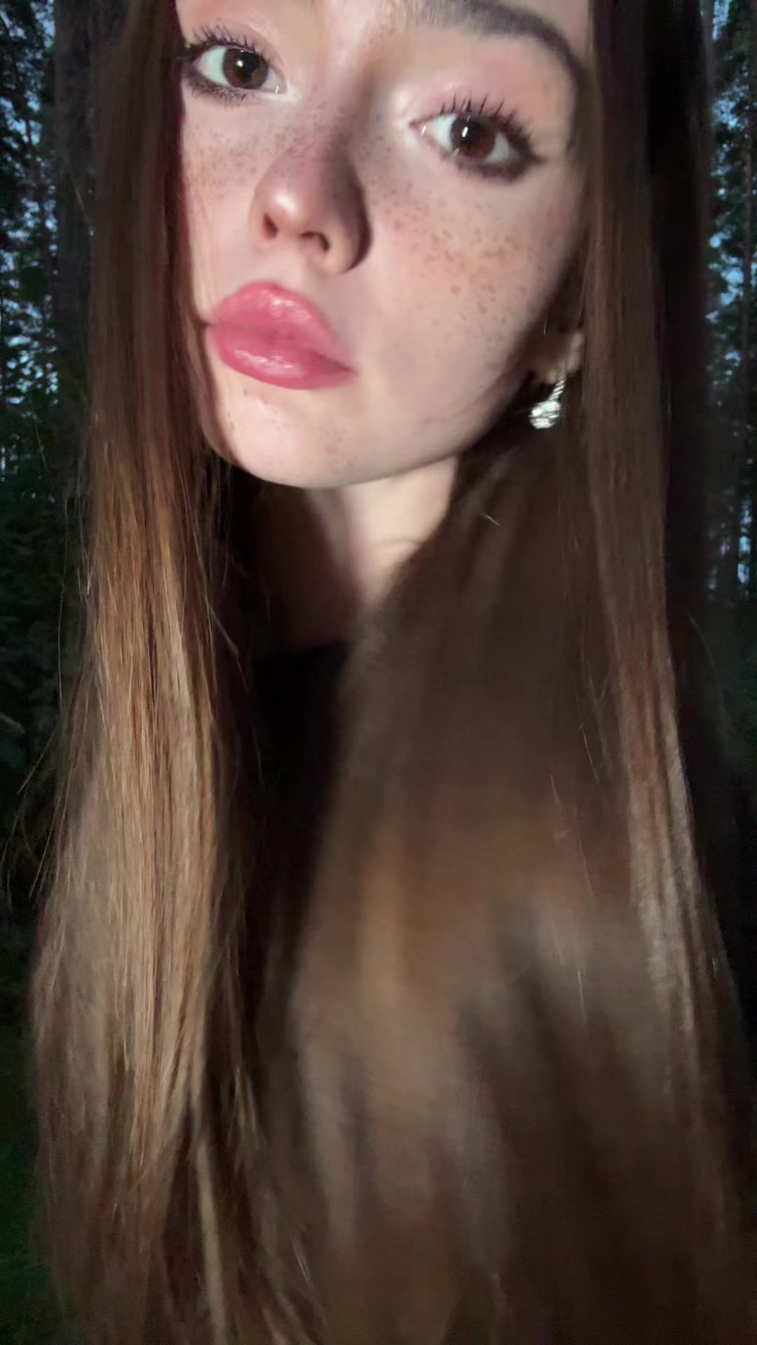 @Eek