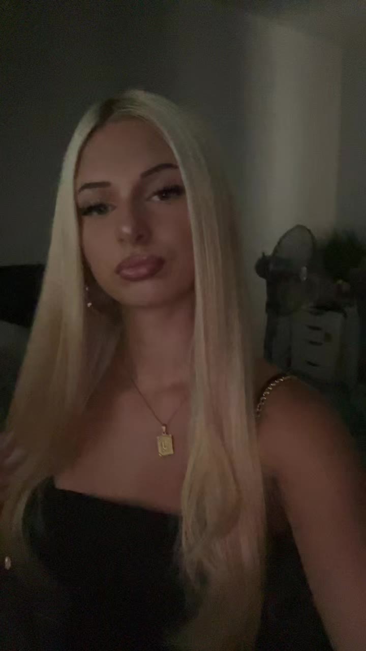 @𝐣𝐨𝐞𝐲𝐥𝐢𝐚