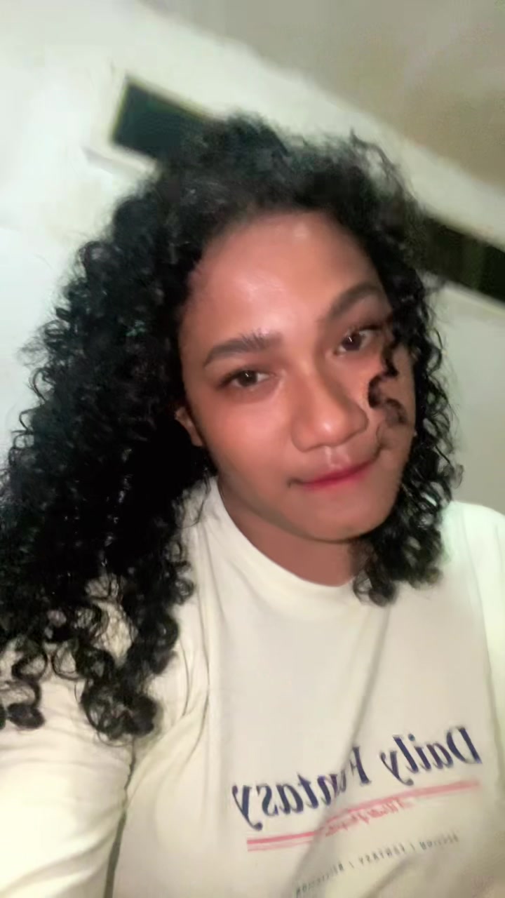 @VhalyKbarek🦋