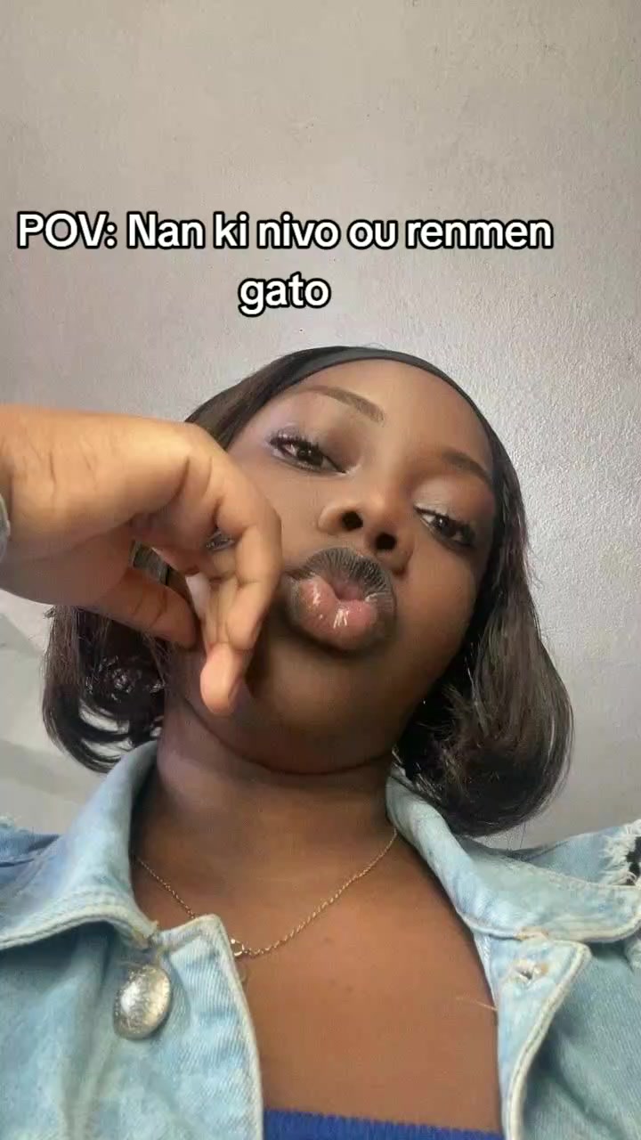 @<<Poup&eacute;e noire 🥺🌹🤎