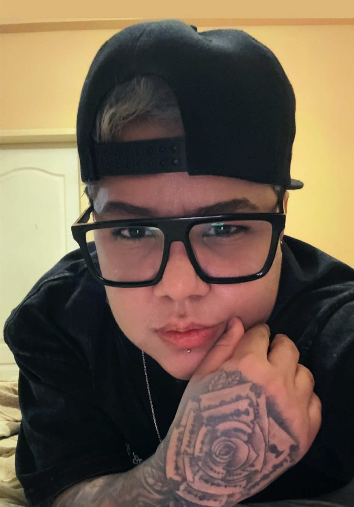 @🐼