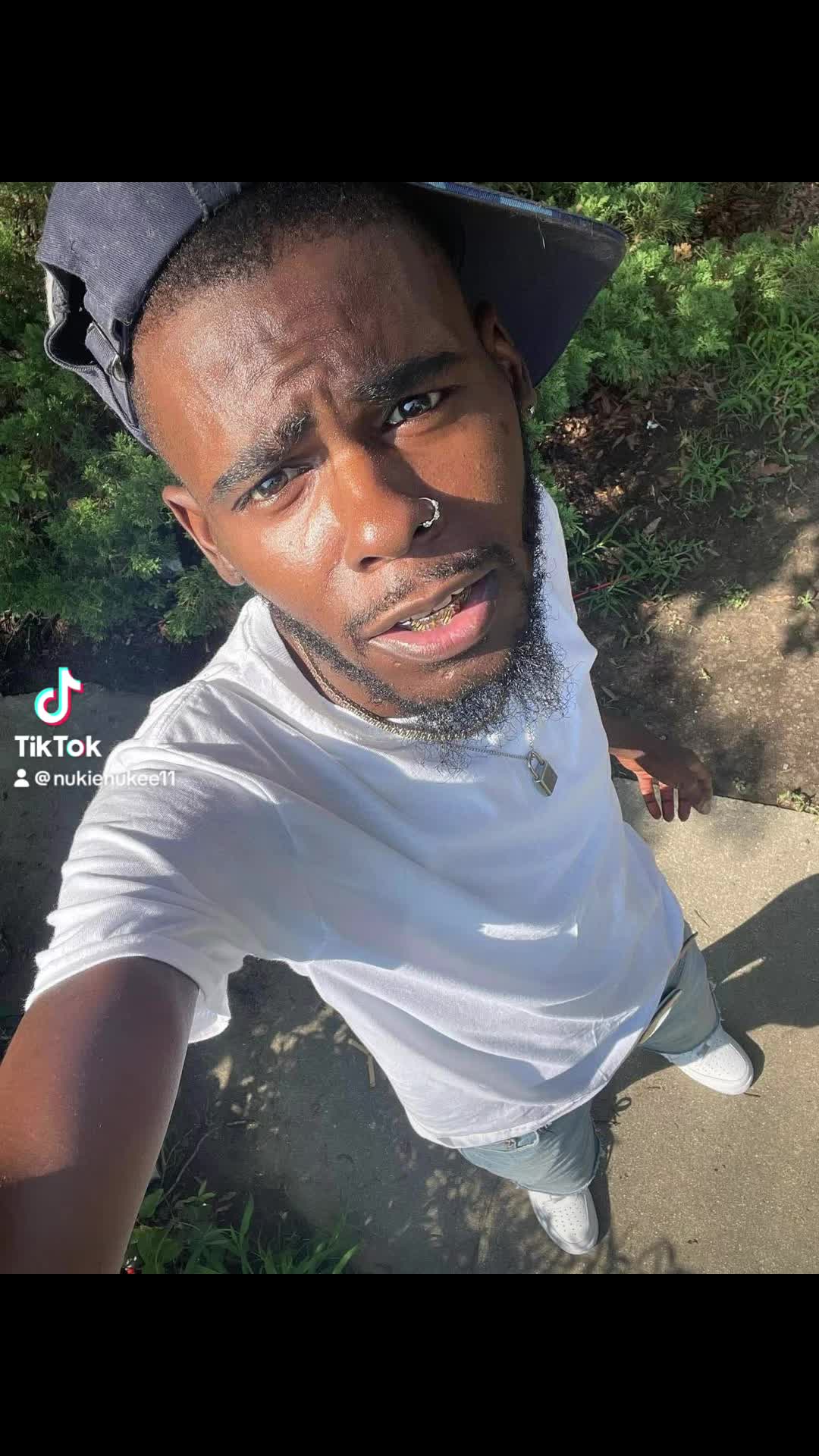@Nu
