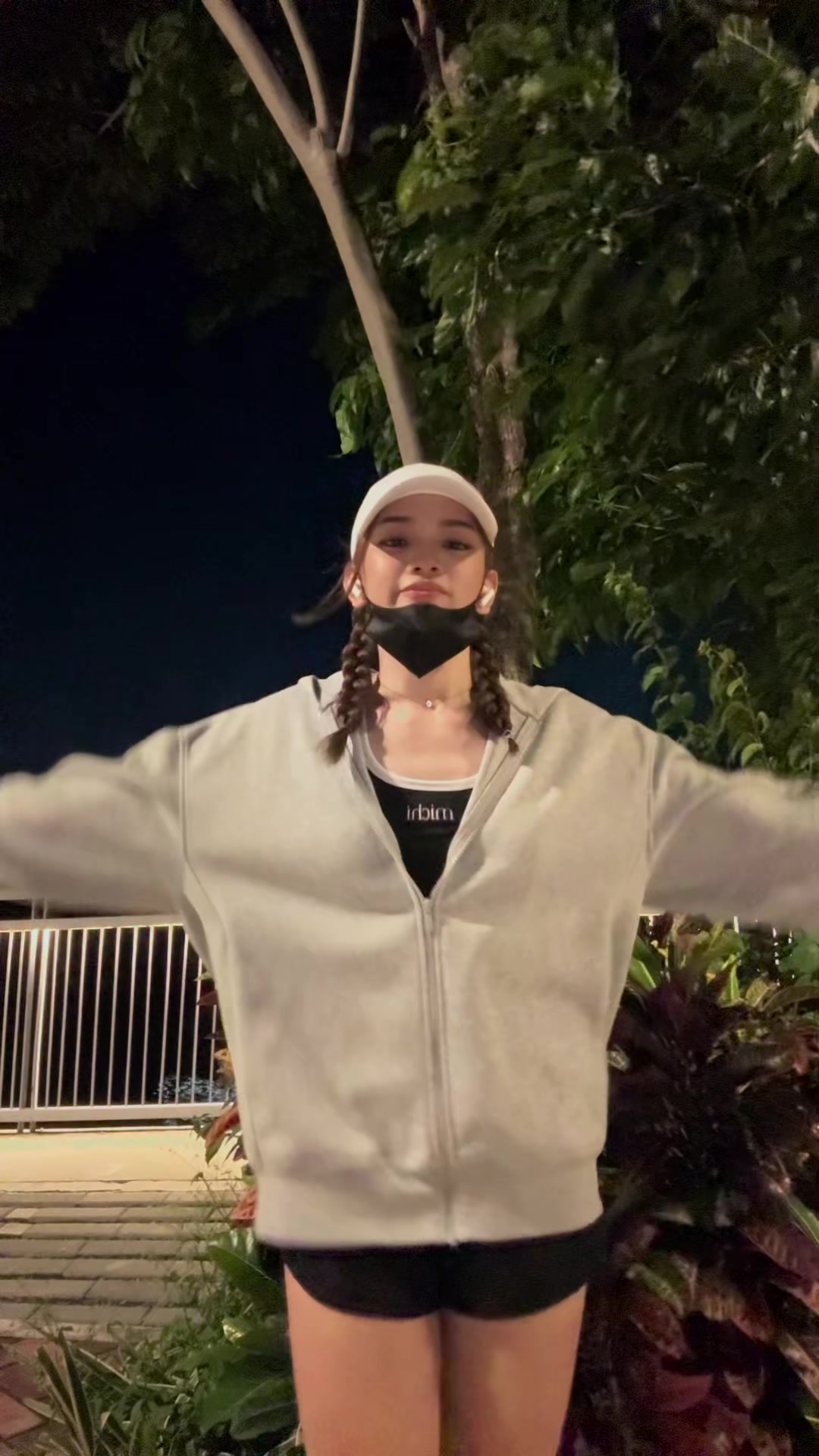 @lj
