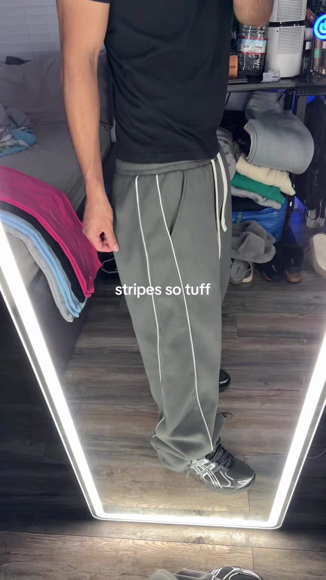 @parannoyed_