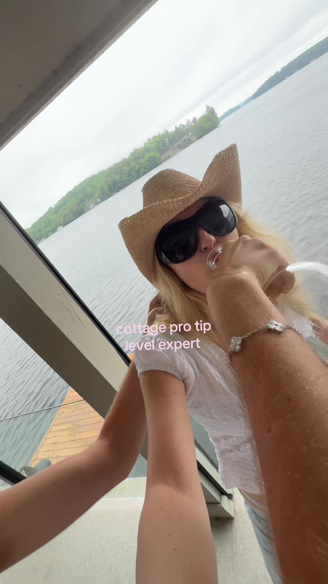 @dumbblondediary