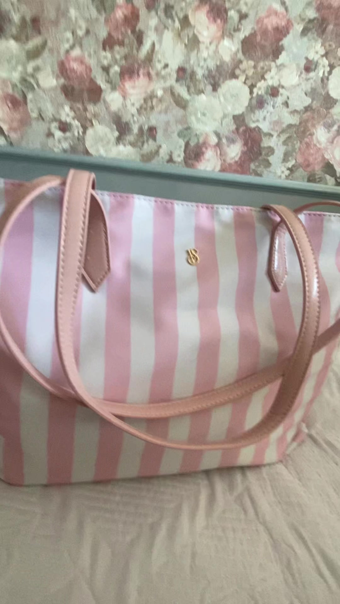 @ᴀʏᴀᴜʟʏᴍ🧁