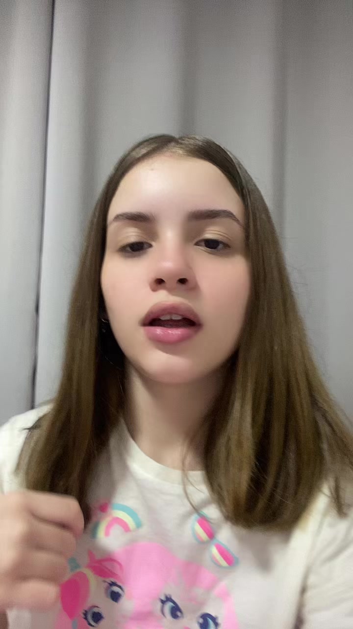 @Isadora