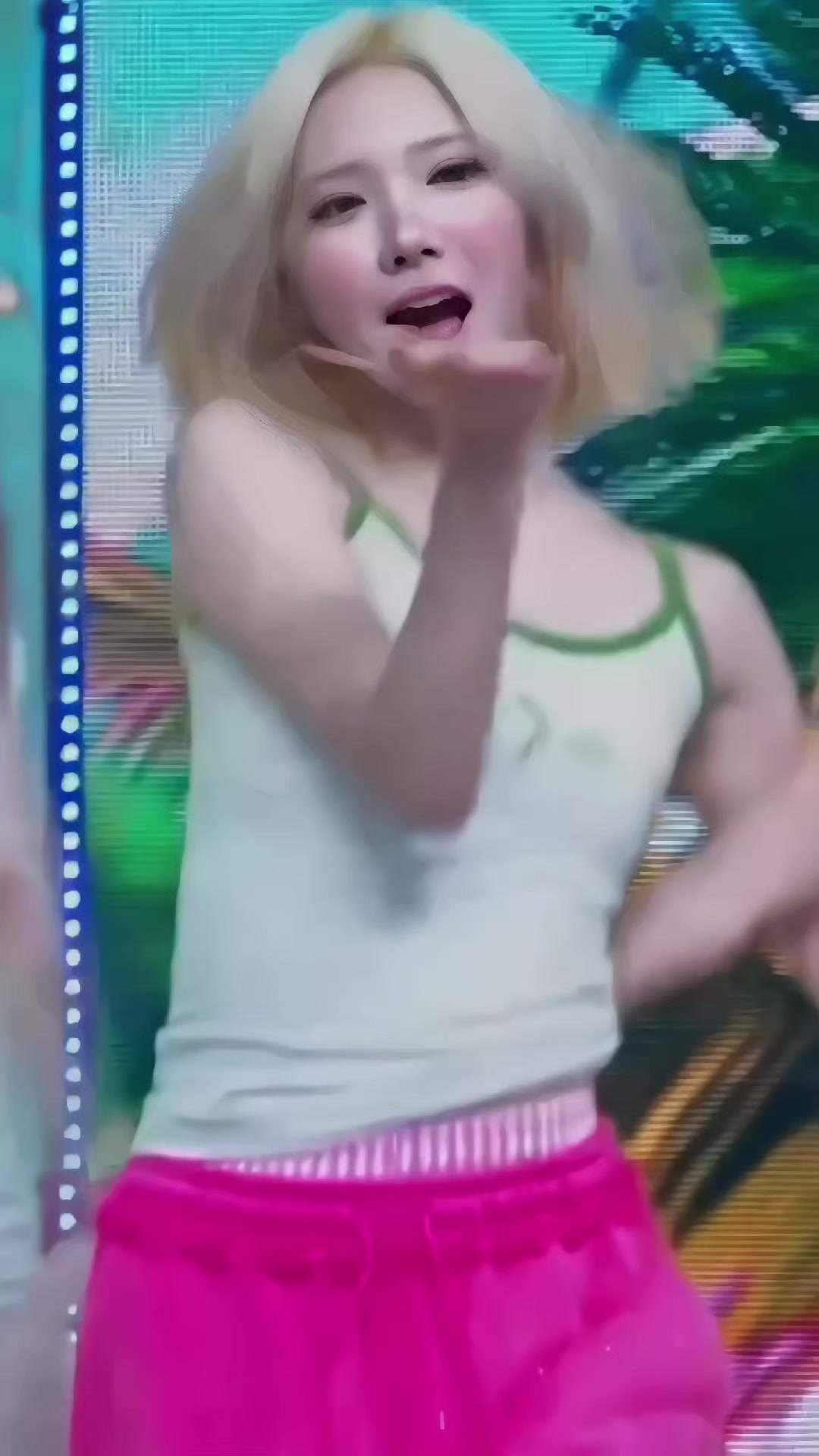 @꒰͡ ꩭꪮ̫͠◌︩︪𝐩𑄈︫݃ᩚ  🐰̫᪲͘