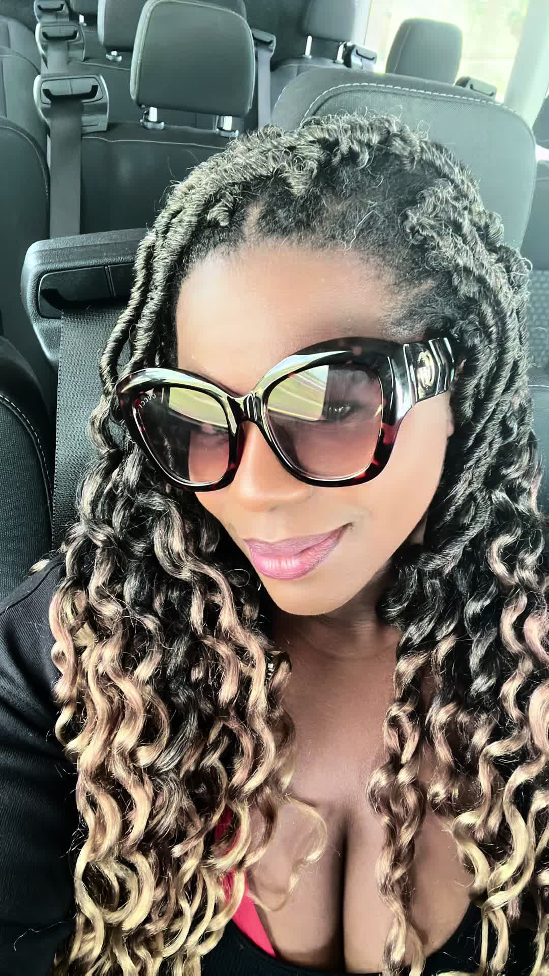 @Travel-Bomb, LLC