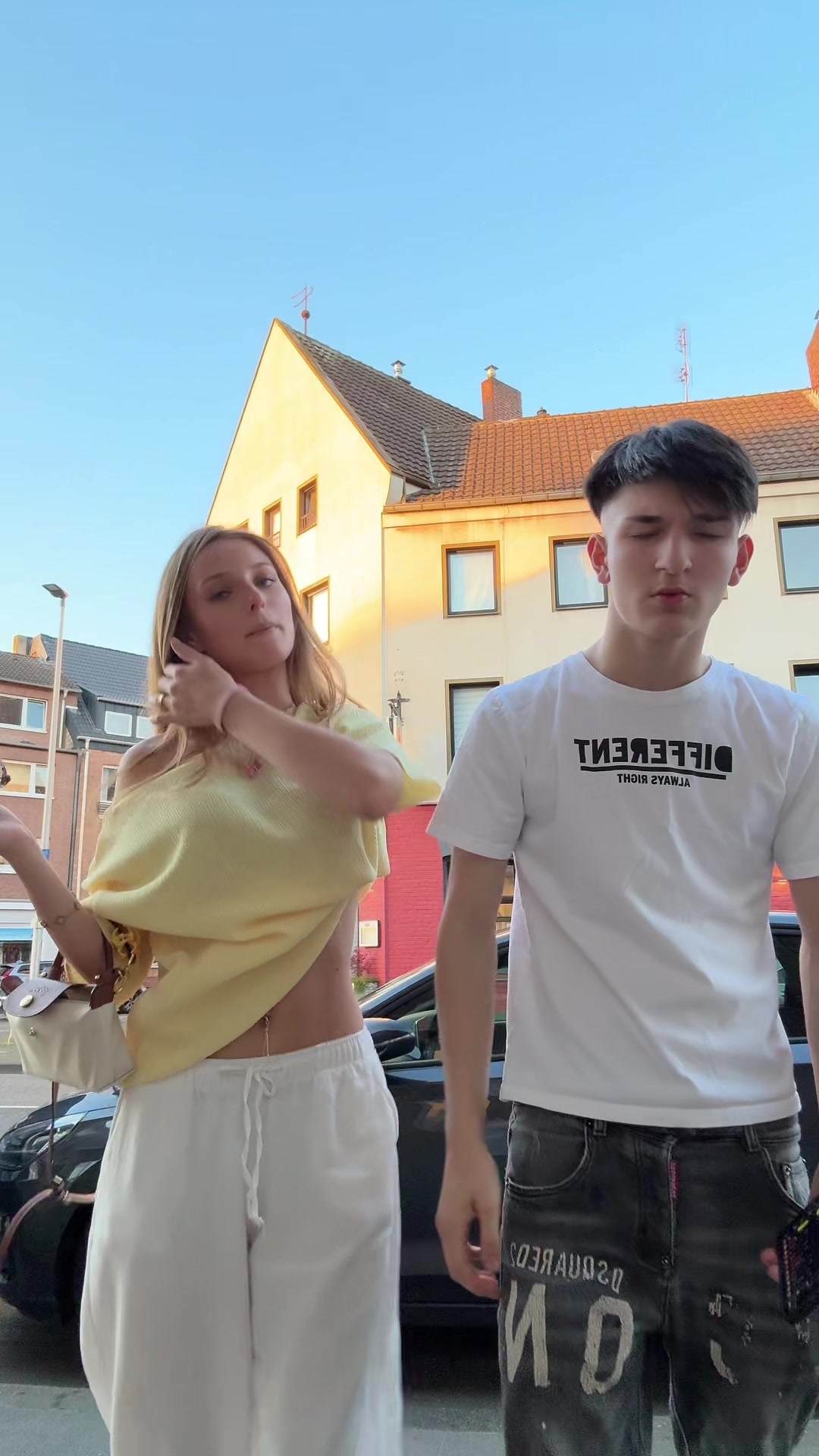 @𝐂𝐡𝐚𝐫𝐥𝐨𝐭𝐭𝐞