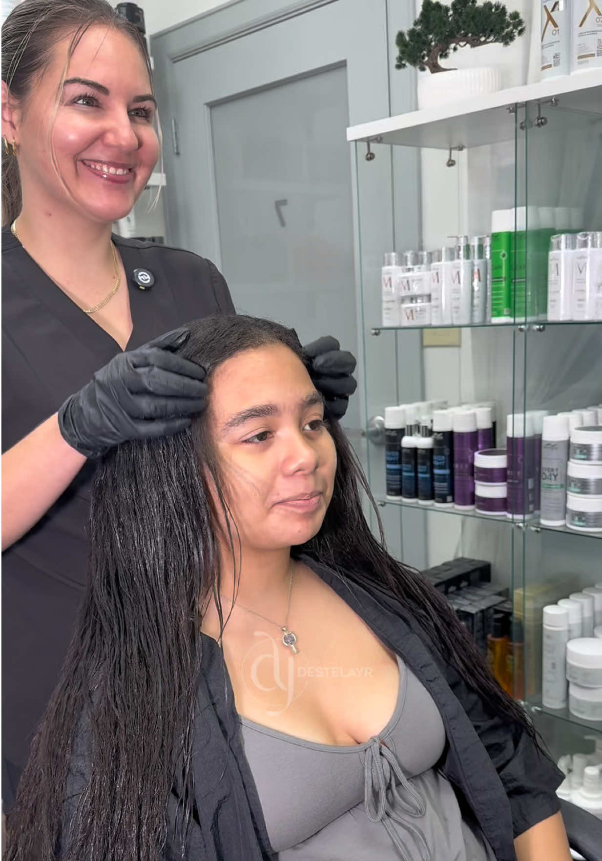 @DESTELAYR® SALON