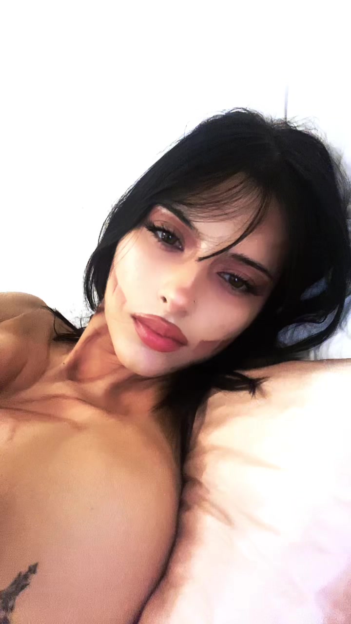 @ivy ✧・゚: *✧・゚⁺˳✧༚ ✧・゚: *