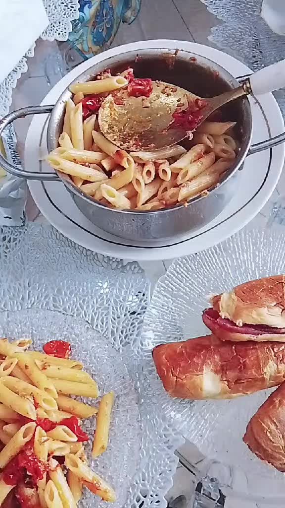 @Leila Kaouissi