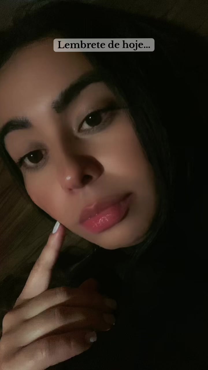 @mirellaferreira