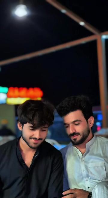 @Its, 𝑰𝒇𝒇𝒊🖤