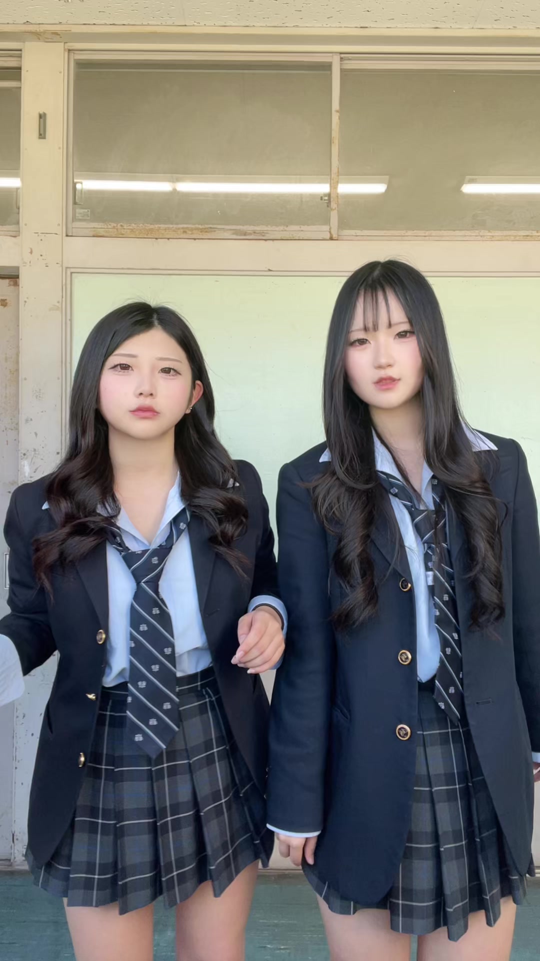 @せりな