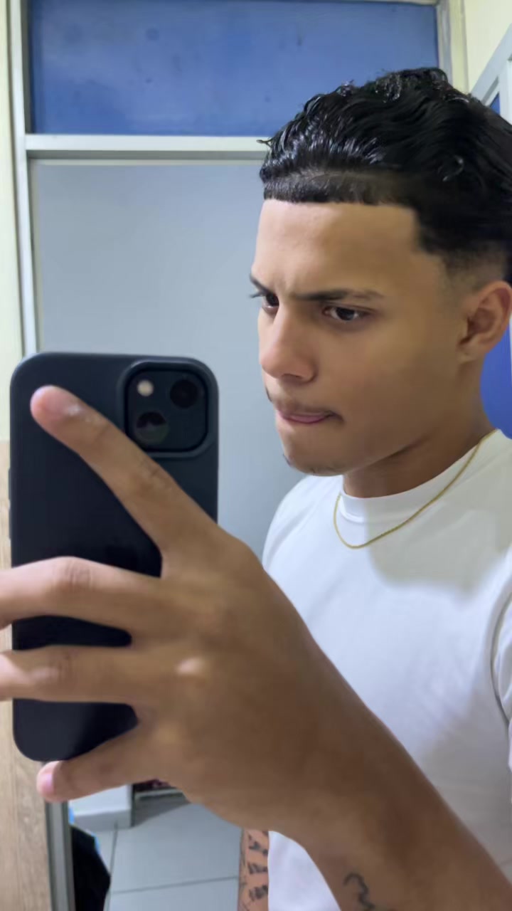 @Soyalejandro