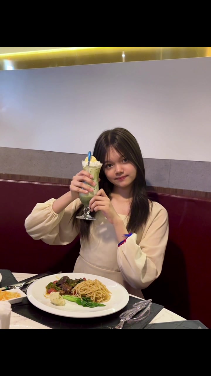 @esther (์์คํ) โ ๐ ฬ.
