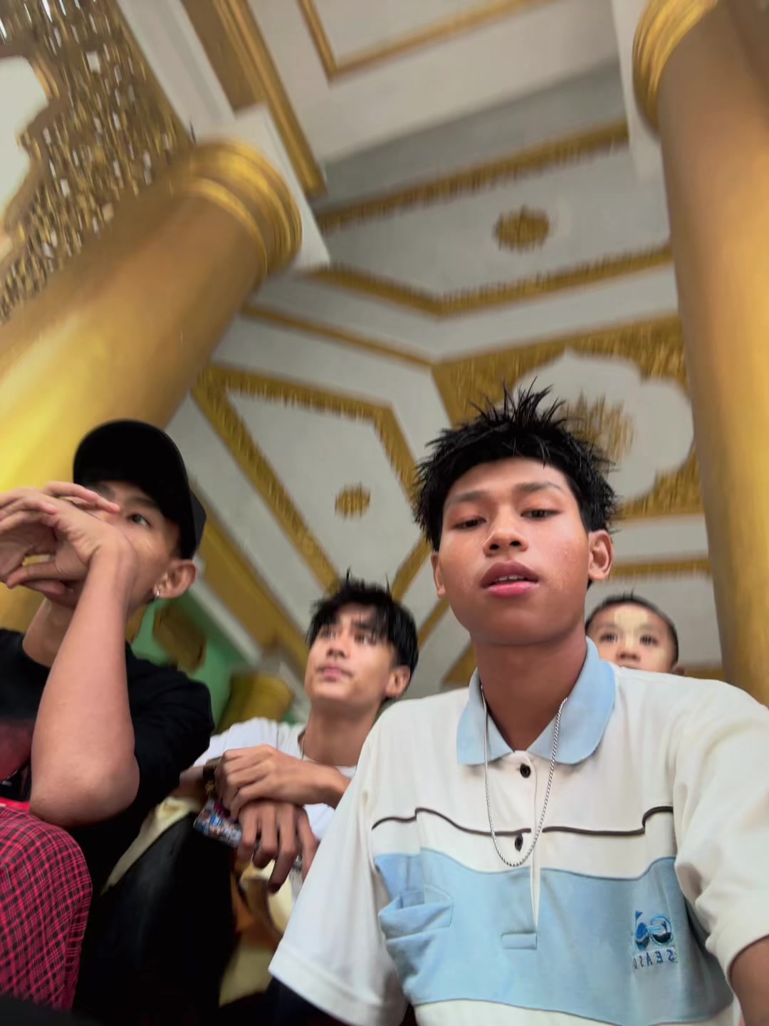 @🗣️မောင်ဟိန်း...🫪