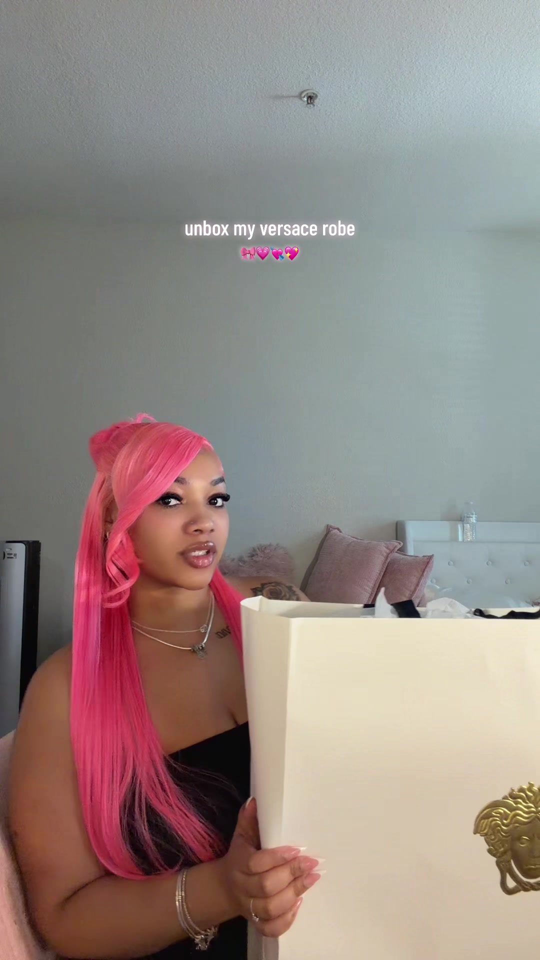 @monique