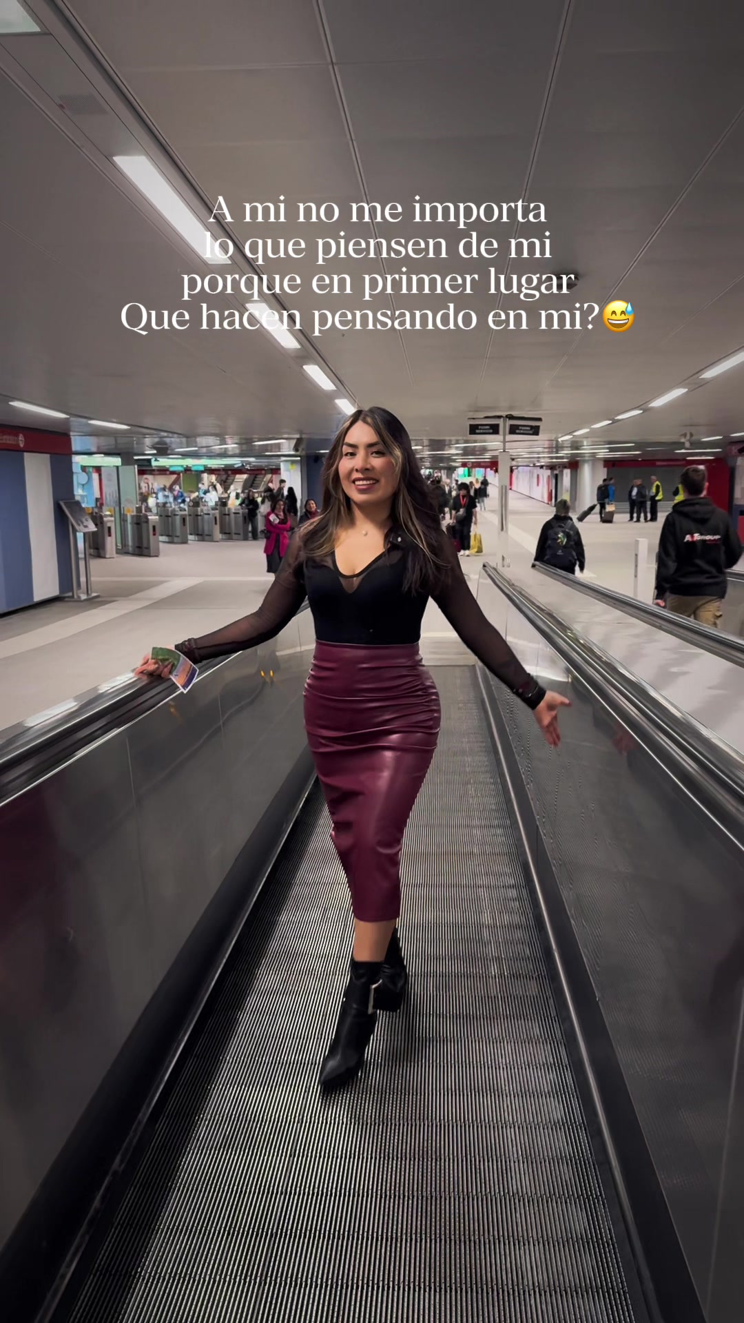 @kiarafernandez_farmasi