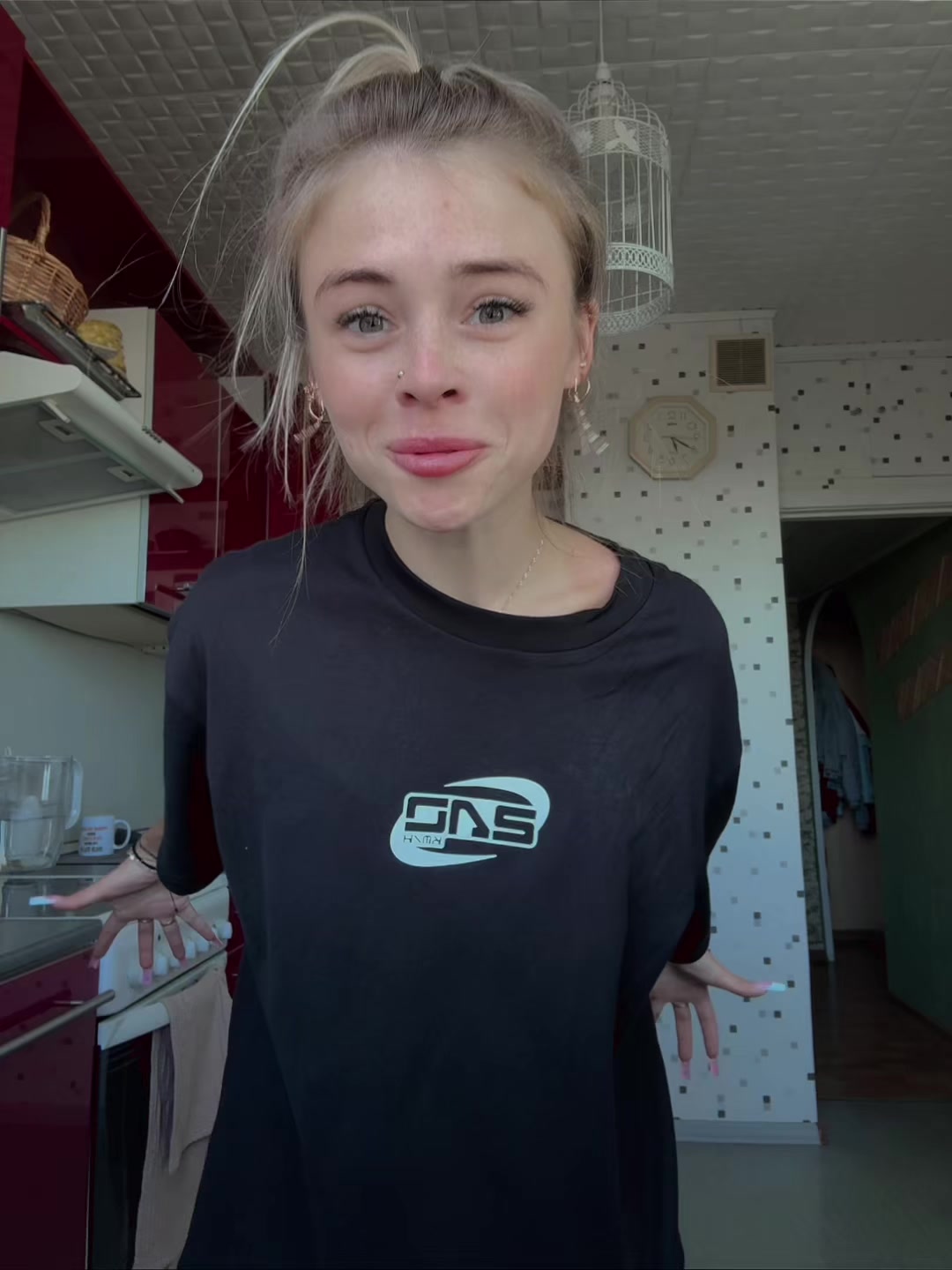 @Элиза Малая 🦁👸