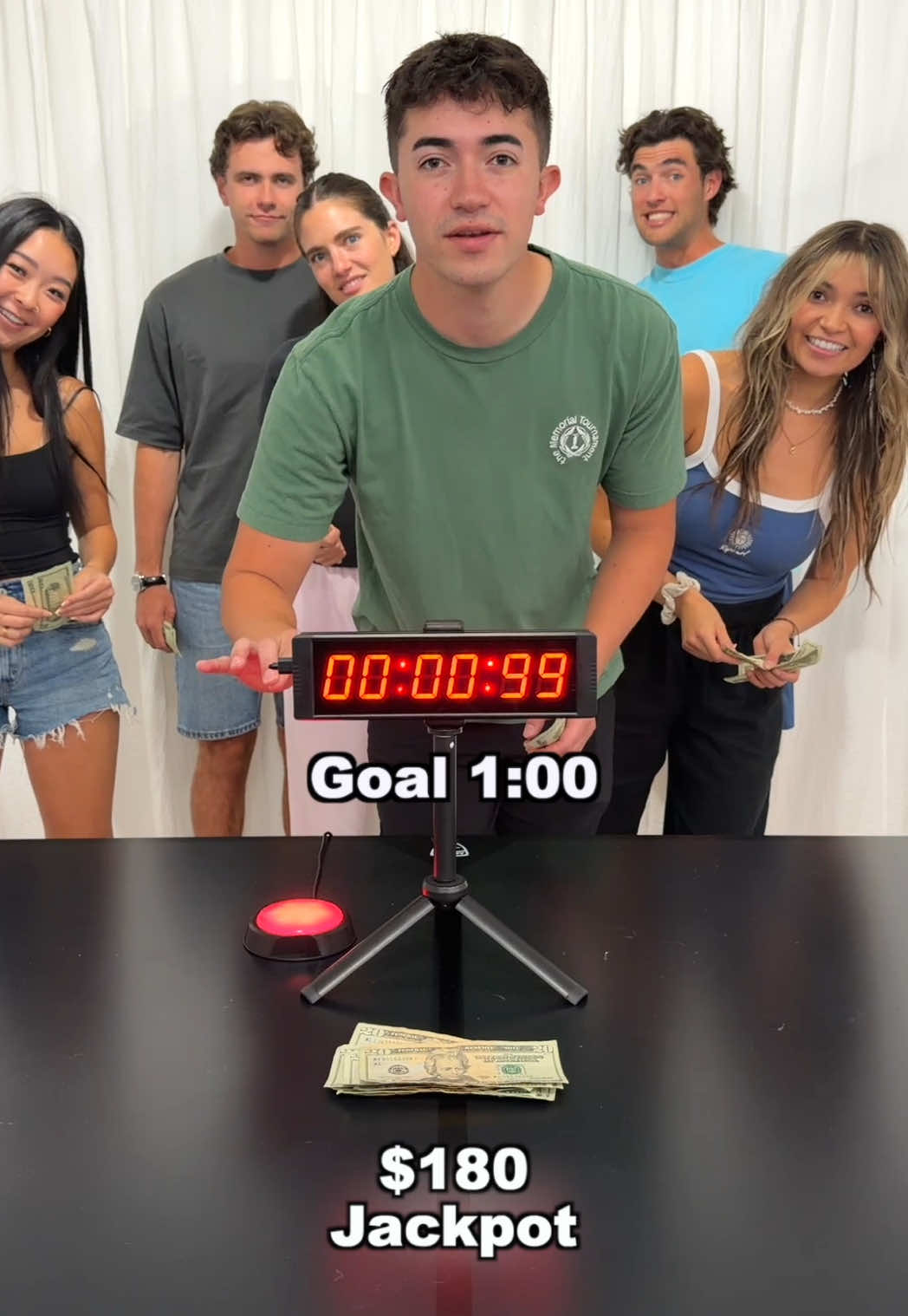 @thesmilyfam