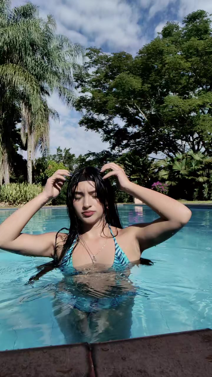 @Adriana caballero