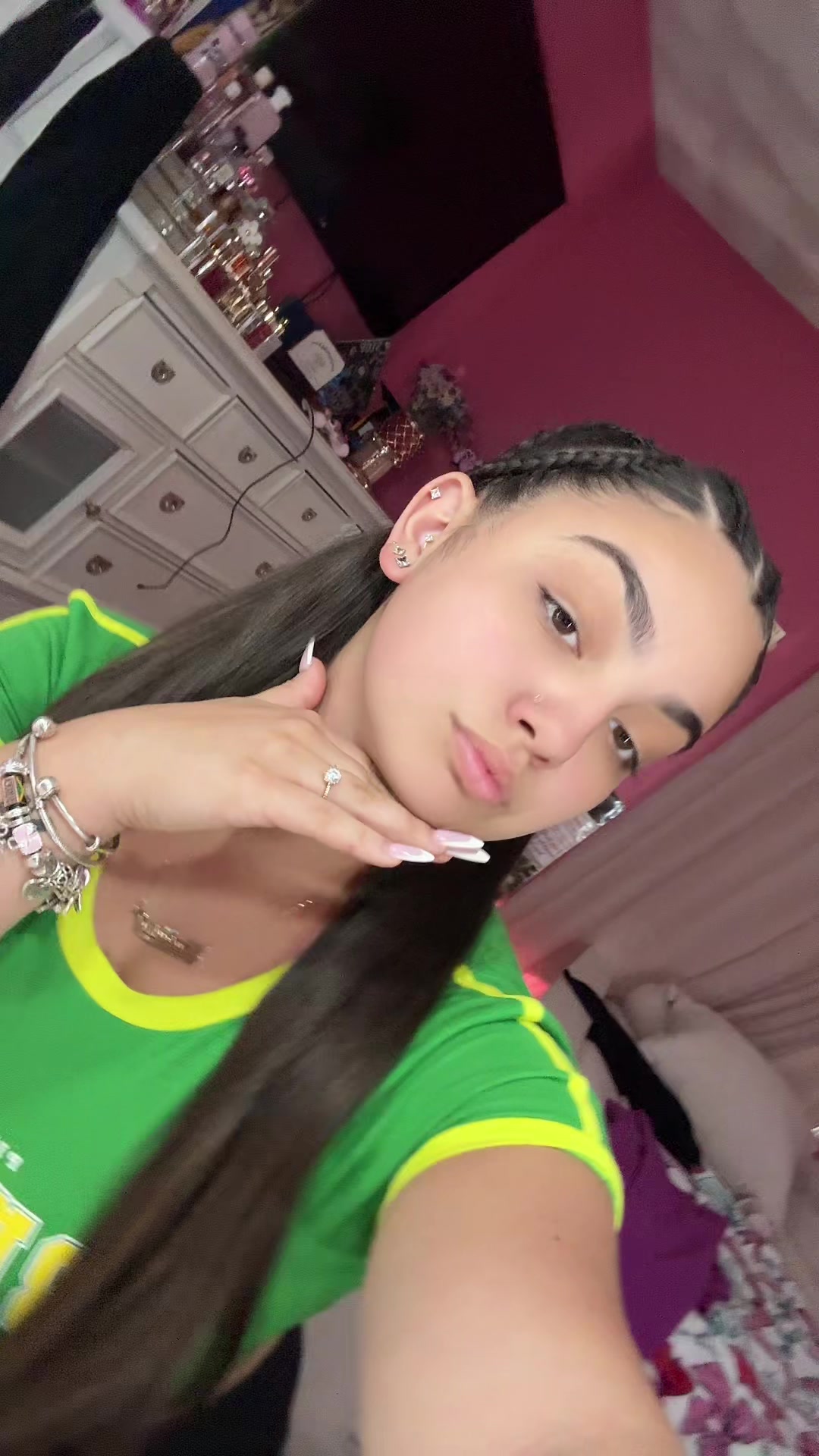 @thatyyy_.24