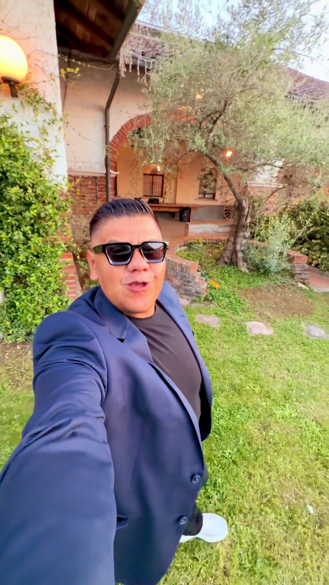 @Sabros&oacute;n