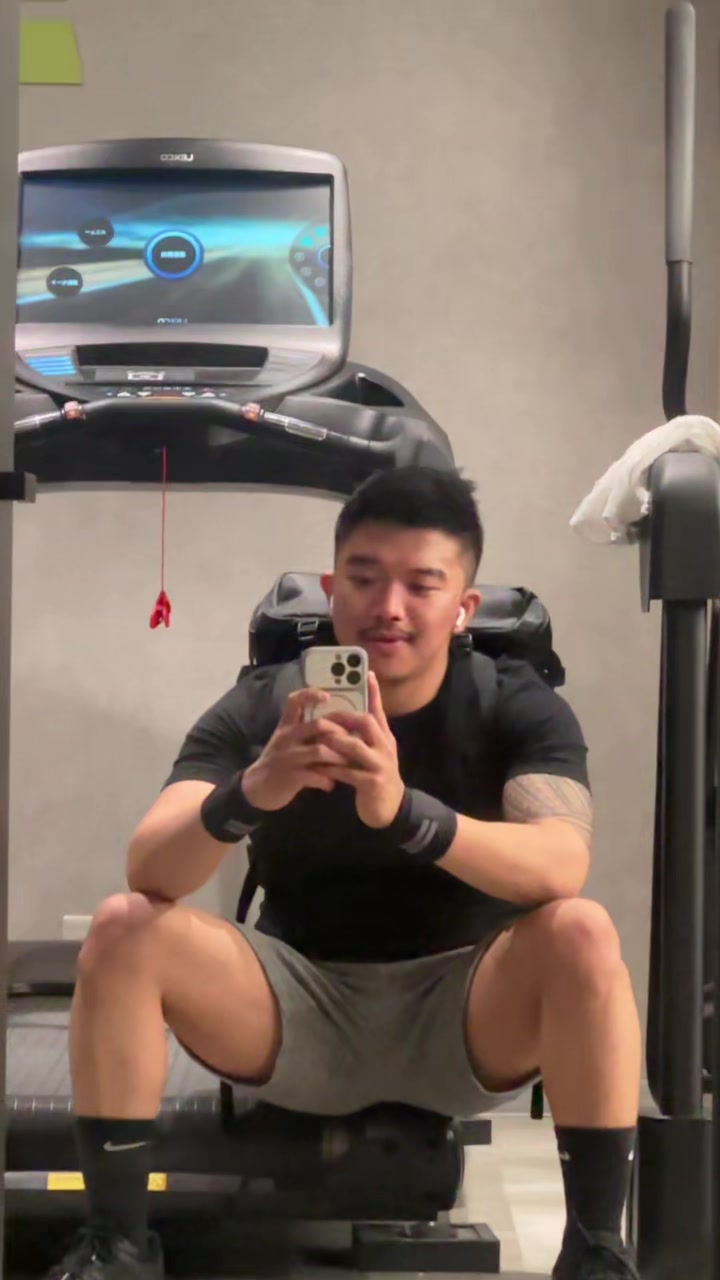 @j