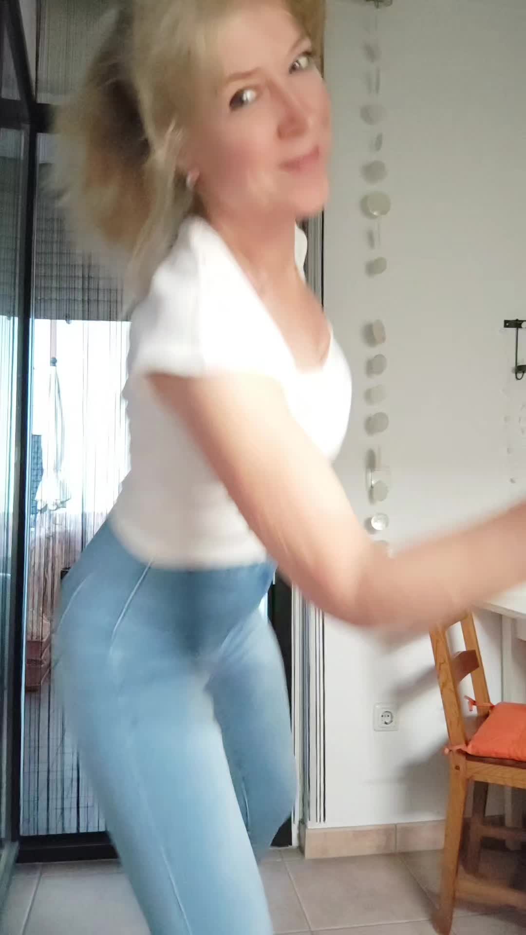 @MEL🌹
