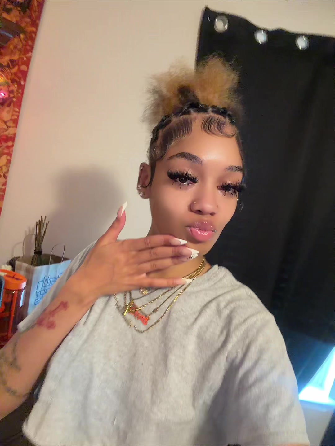 @ciciii.