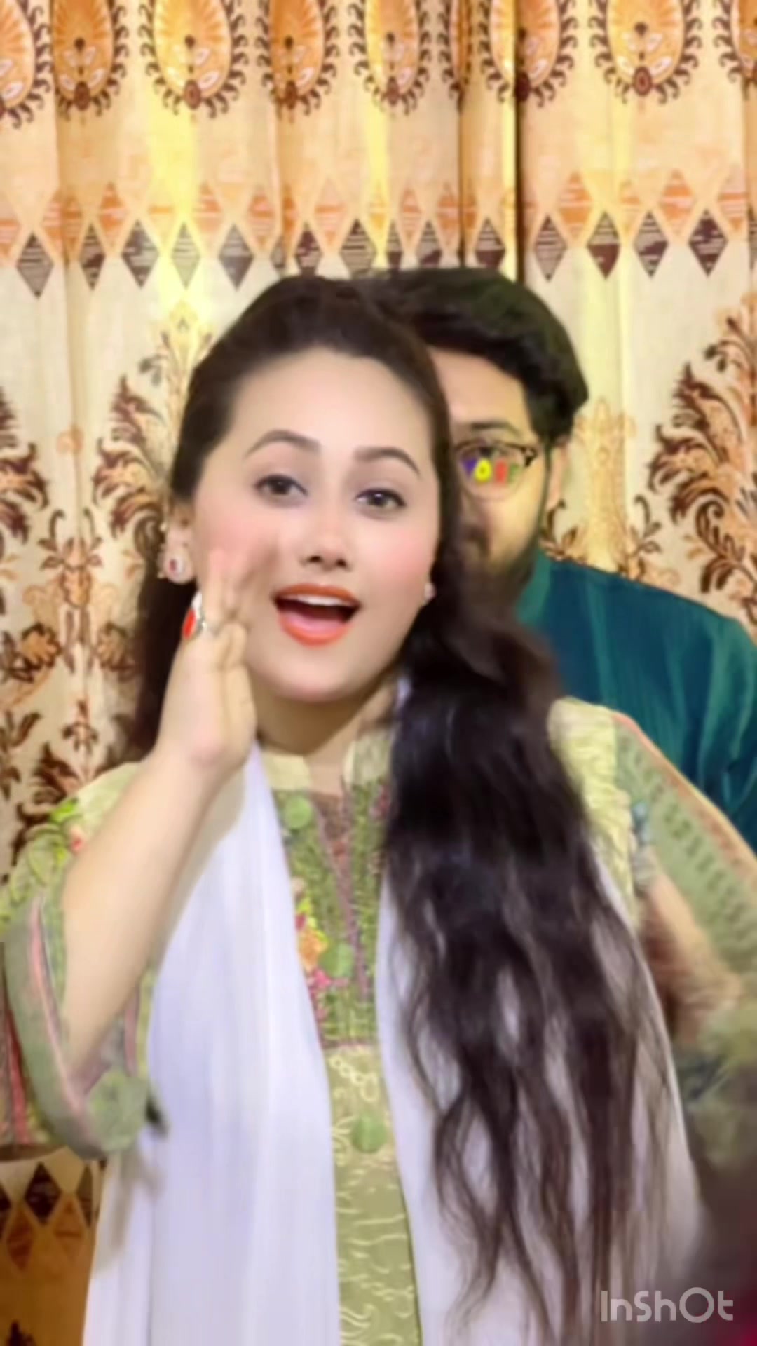 @T S Esha