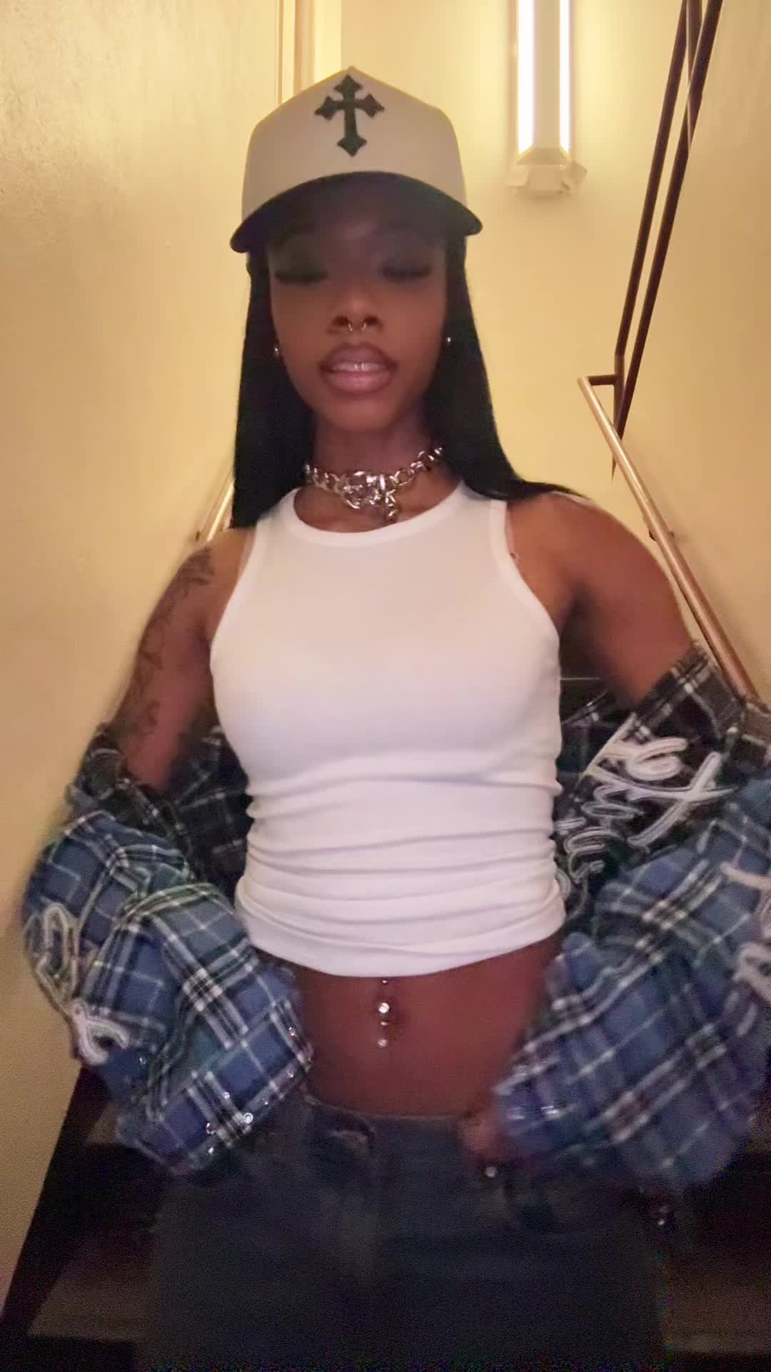 @Aniyaaa🎀