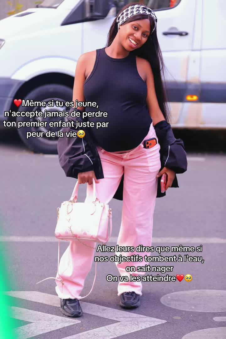 @Miimii Mum de🌸cha&iuml;da😻❤️