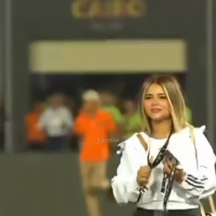 @Yasmin🌟