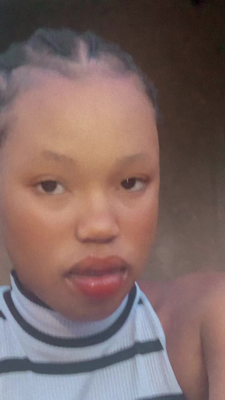 @Unathi